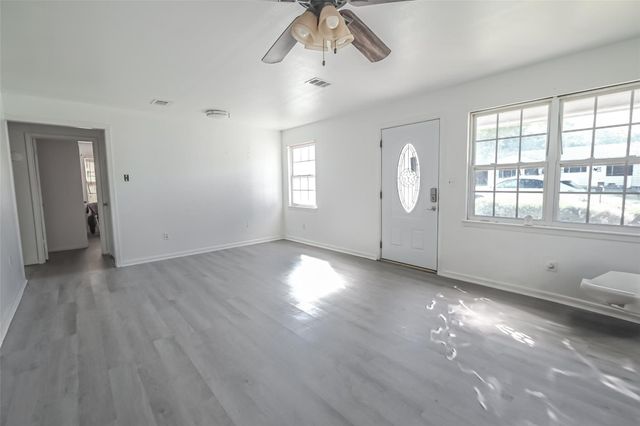 8508 Quebec Drive, White Settlement, TX 76108