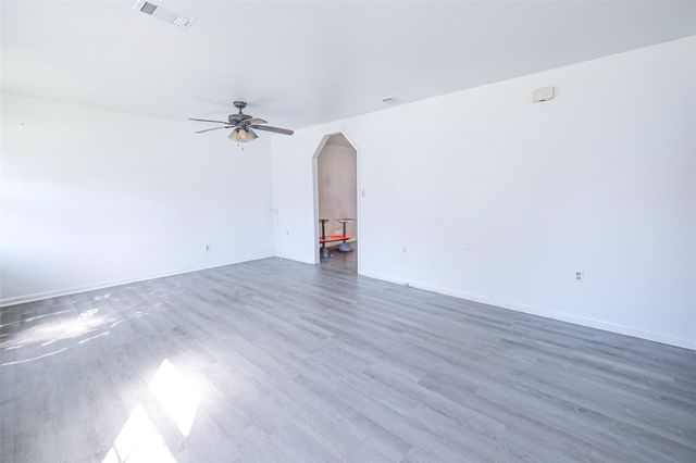 8508 Quebec Drive, White Settlement, TX 76108