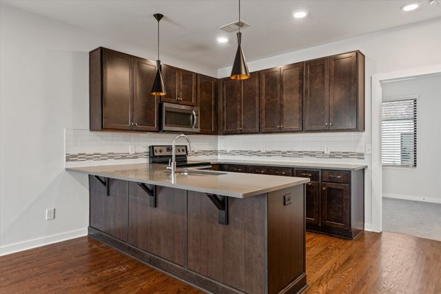 1035 Chester Ave Apt 5, Nashville, TN 37206
