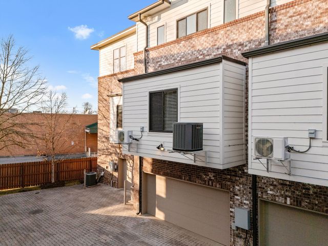 1035 Chester Ave Apt 5, Nashville, TN 37206