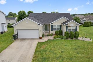 6514 Candlestick Avenue NE, Canton, OH 44721