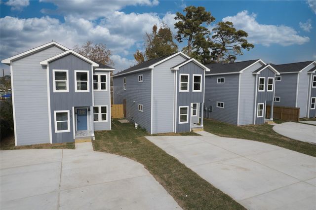 8709 Westcott Road A and B, Houston, TX 77016