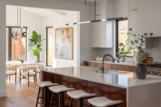 10553 Cromwell Drive, Dallas, TX 75229