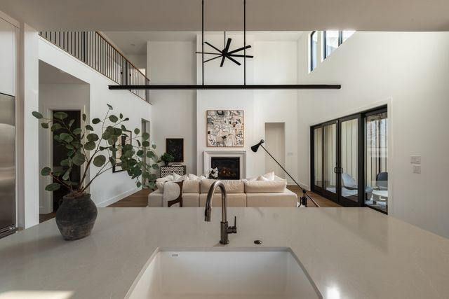 10553 Cromwell Drive, Dallas, TX 75229