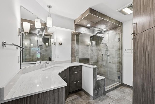 N6313 Paradise DRIVE, Burlington, WI 53105