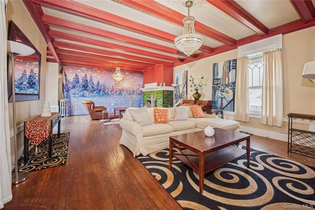 7 The Court, New Rochelle, NY 10801