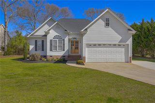 603 Pineland Meadows Road, Belton, SC 29627