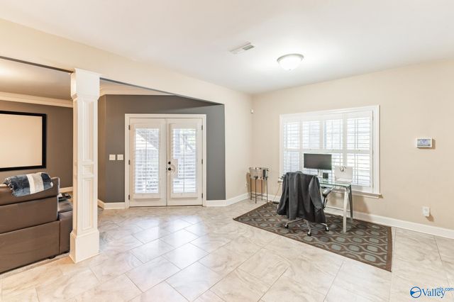 146 Forest Ridge Drive, Huntsville, AL 35806