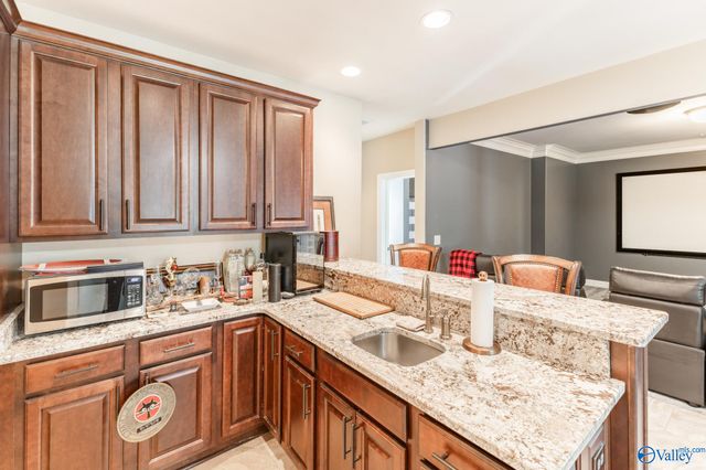 146 Forest Ridge Drive, Huntsville, AL 35806