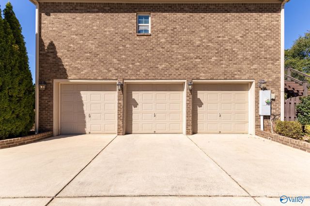146 Forest Ridge Drive, Huntsville, AL 35806