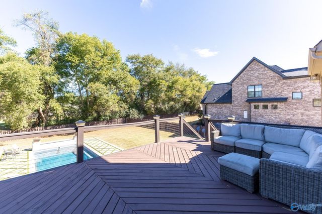 146 Forest Ridge Drive, Huntsville, AL 35806