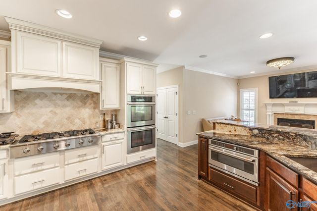 146 Forest Ridge Drive, Huntsville, AL 35806