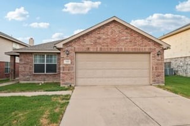 7065 Seton Hall Drive, Fort Worth, TX 76120