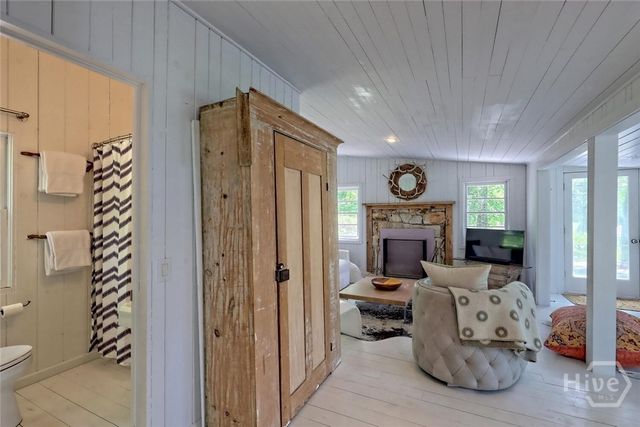 89 Arkansas Lane, Tiger, GA 30576