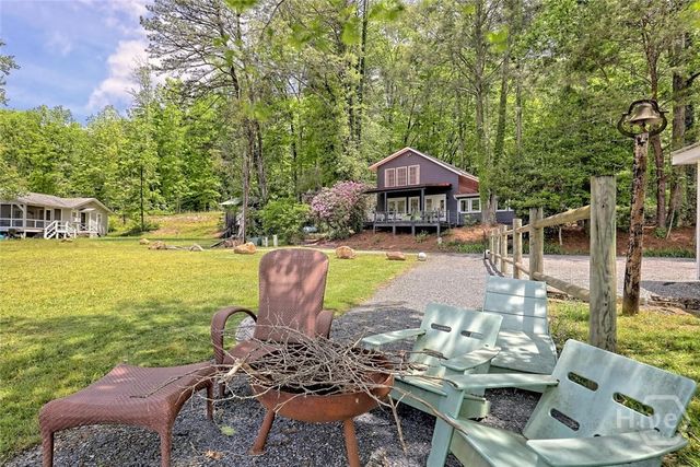 89 Arkansas Lane, Tiger, GA 30576