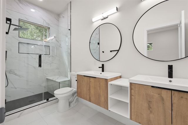 4728 Sunbeam Street, Houston, TX 77033