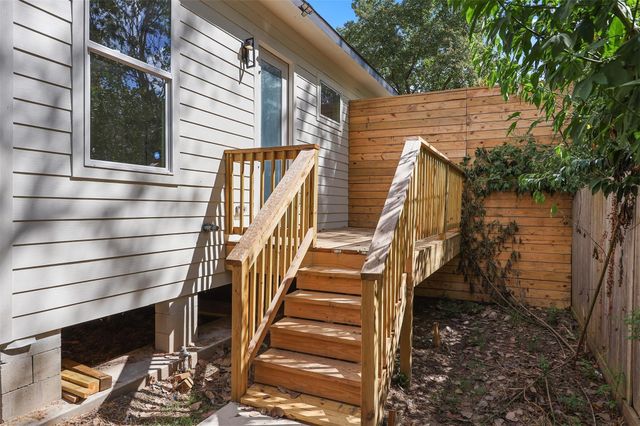 4728 Sunbeam Street, Houston, TX 77033