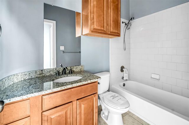 53 Versante Court, Houston, TX 77070