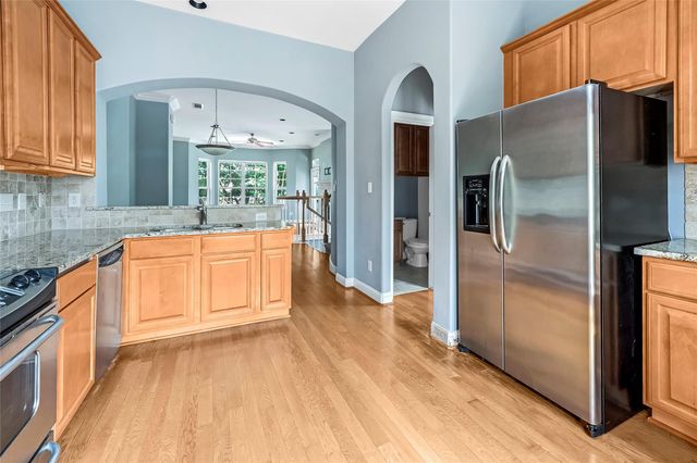 53 Versante Court, Houston, TX 77070