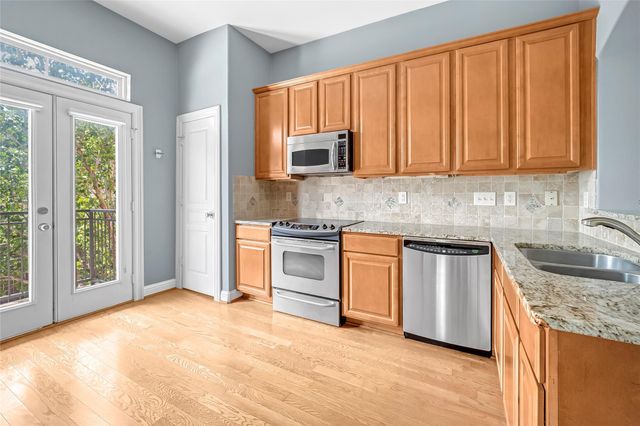 53 Versante Court, Houston, TX 77070