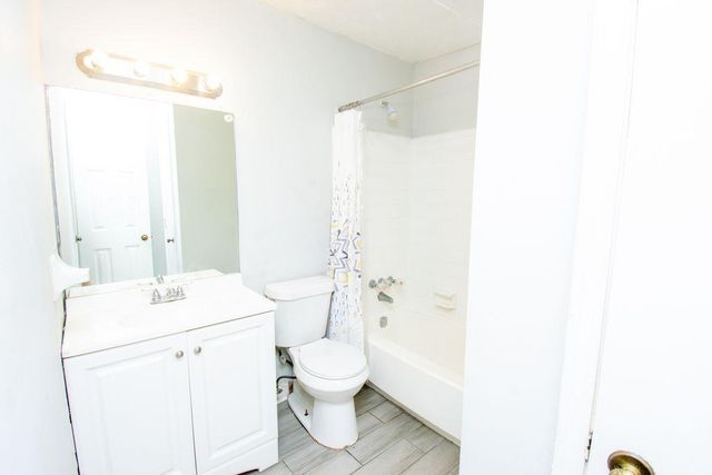 2585 GOLFVIEW SE Terrace, Conyers, GA 30013