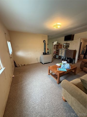 378 N 438, Pryor, OK 74361