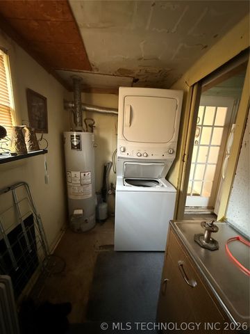 378 N 438, Pryor, OK 74361