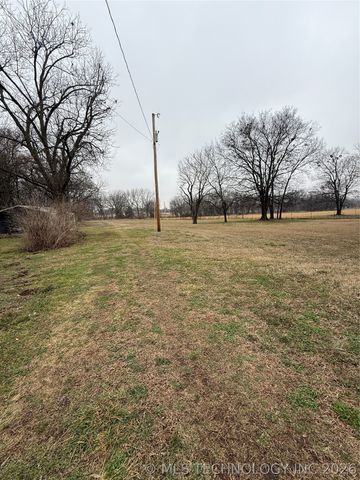 378 N 438, Pryor, OK 74361