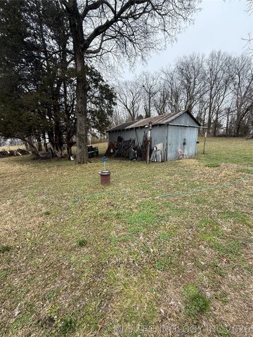 378 N 438, Pryor, OK 74361