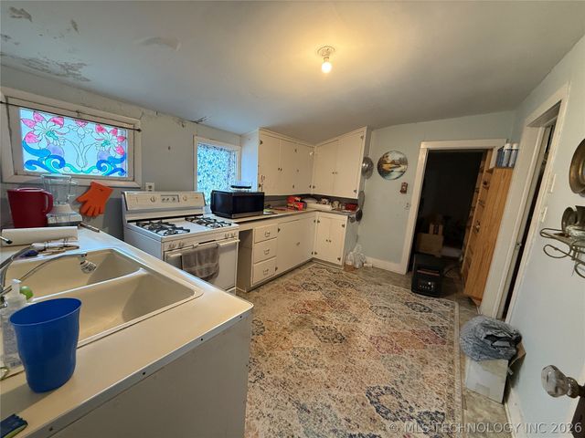 378 N 438, Pryor, OK 74361