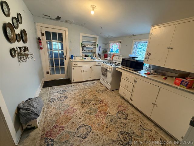 378 N 438, Pryor, OK 74361