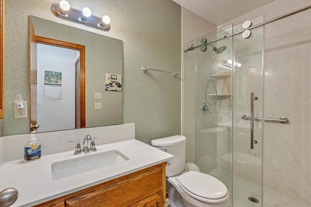 804 N Creek Drive, Edmond, OK 73034