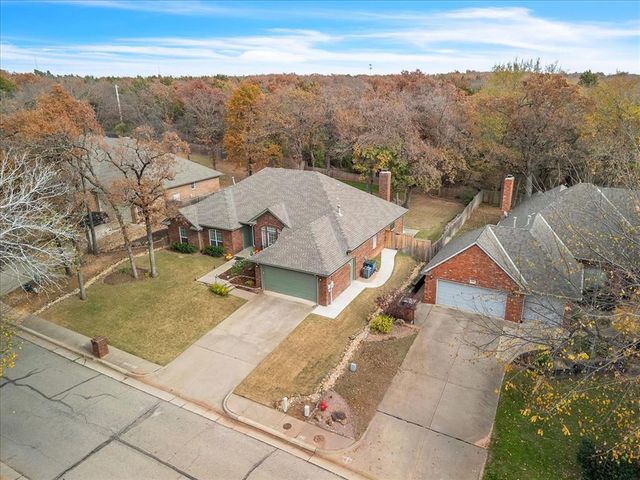 804 N Creek Drive, Edmond, OK 73034