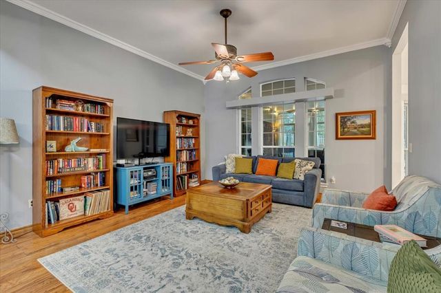 804 N Creek Drive, Edmond, OK 73034