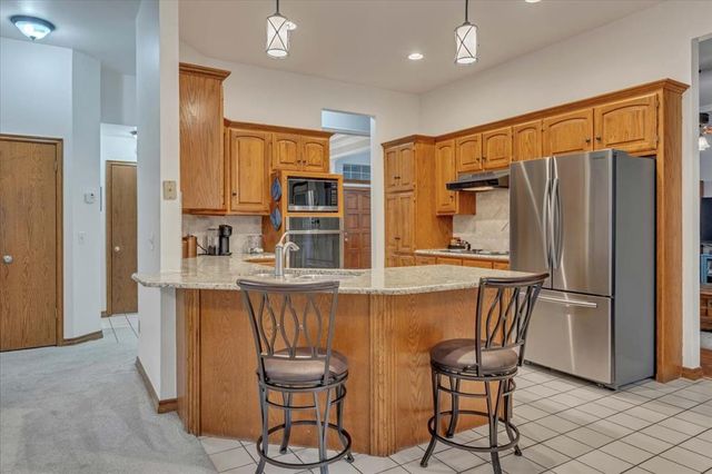 804 N Creek Drive, Edmond, OK 73034