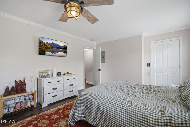 2101 Cherokee Road 12, Johnson City, TN 37604