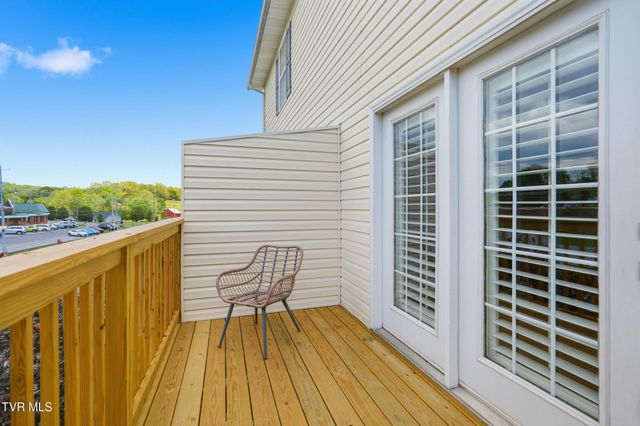 2101 Cherokee Road 12, Johnson City, TN 37604