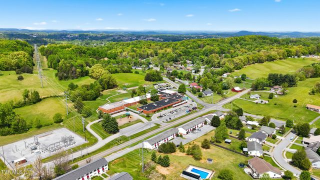 2101 Cherokee Road 12, Johnson City, TN 37604