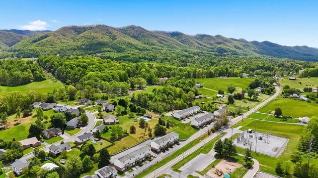 2101 Cherokee Road 12, Johnson City, TN 37604