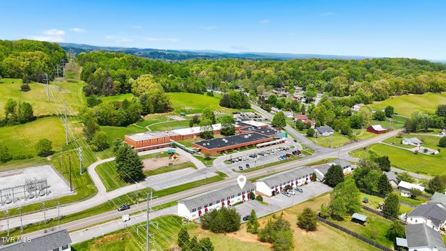 2101 Cherokee Road 12, Johnson City, TN 37604