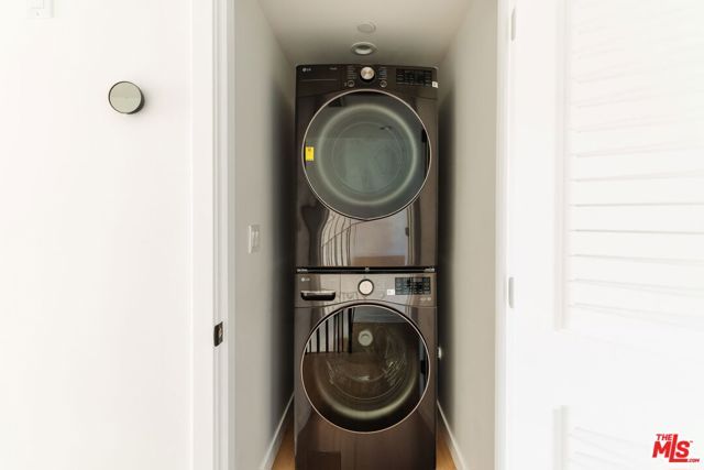 6763 Lexington Avenue B, Los Angeles, CA 90038