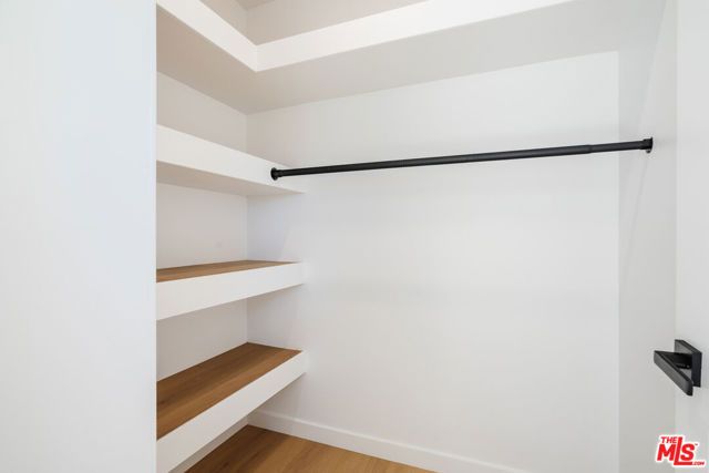 6763 Lexington Avenue B, Los Angeles, CA 90038