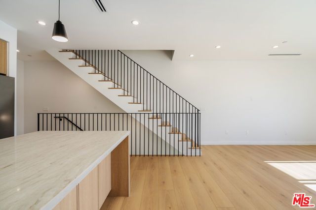 6763 Lexington Avenue B, Los Angeles, CA 90038