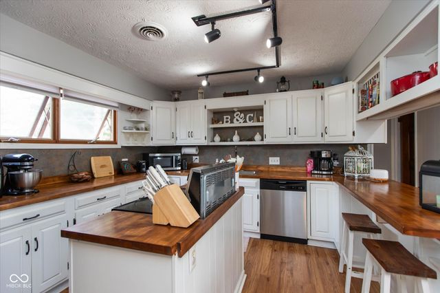 200 Boring Place, Martinsville, IN 46151