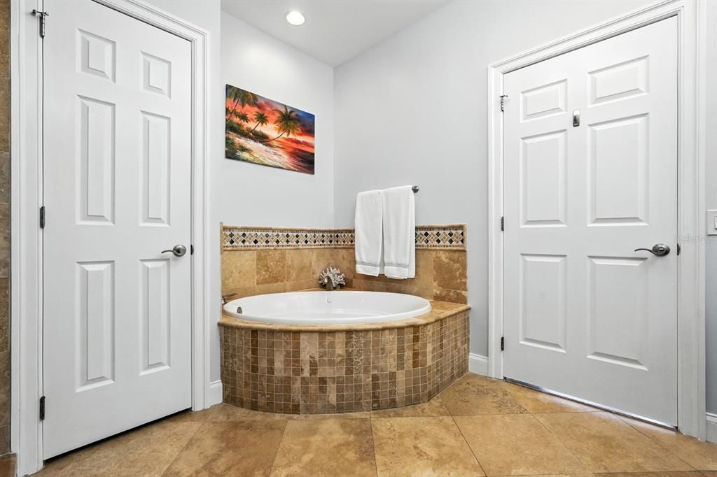 Image 36 of property listing at 200 OCEAN CREST DRIVE Unit 655, Palm Coast, FL 32137