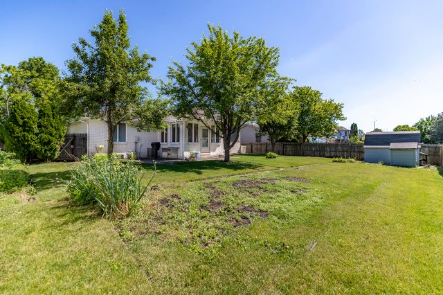 1534 Poplar Lane, Munster, IN 46321