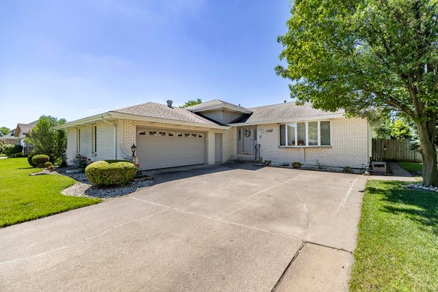 1534 Poplar Lane, Munster, IN 46321