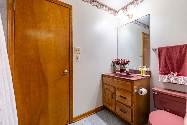 1534 Poplar Lane, Munster, IN 46321