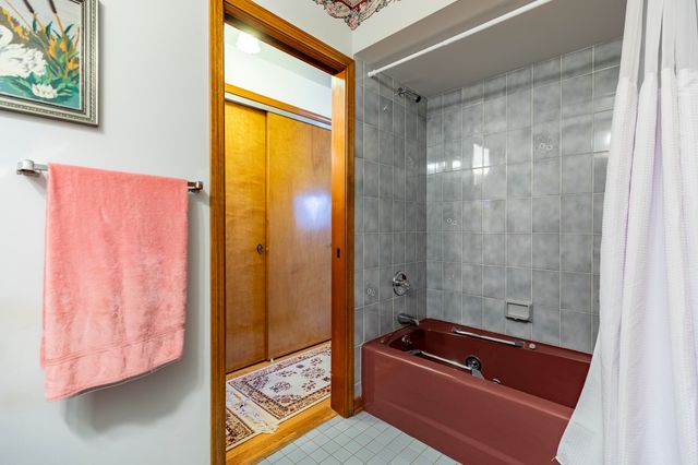 1534 Poplar Lane, Munster, IN 46321