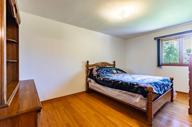 1534 Poplar Lane, Munster, IN 46321
